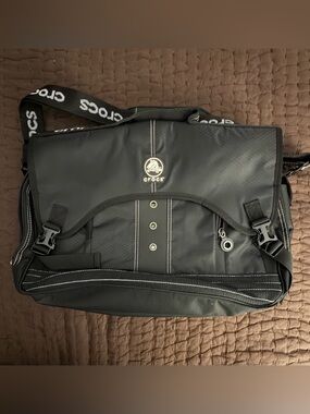 CROCS Black Messenger Bag with Contrast Stitching